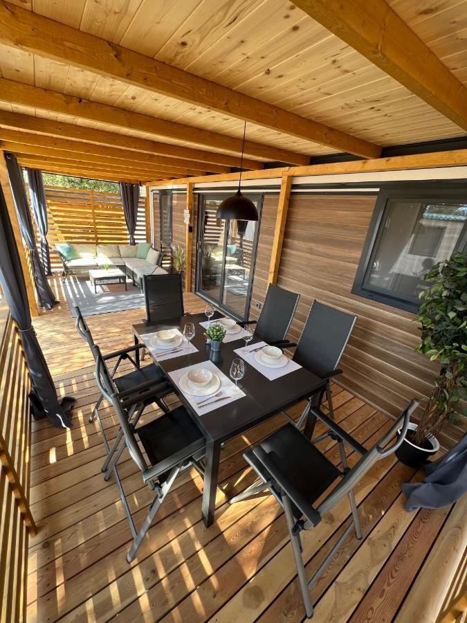 Mobile Home La Vida บีโอกราดนาโมรู ภายนอก รูปภาพ