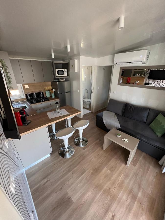 Mobile Home La Vida บีโอกราดนาโมรู ภายนอก รูปภาพ