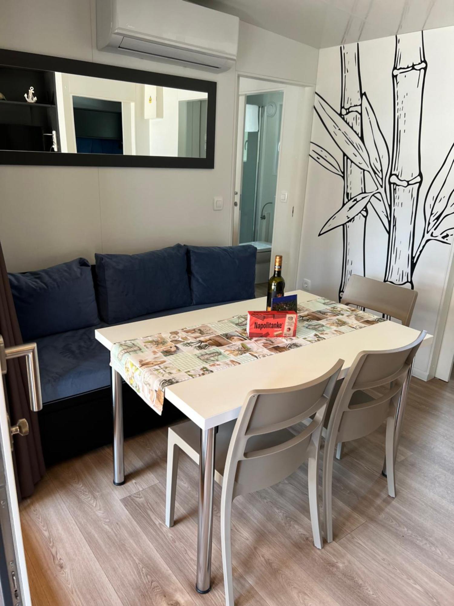 Mobile Home La Vida บีโอกราดนาโมรู ภายนอก รูปภาพ